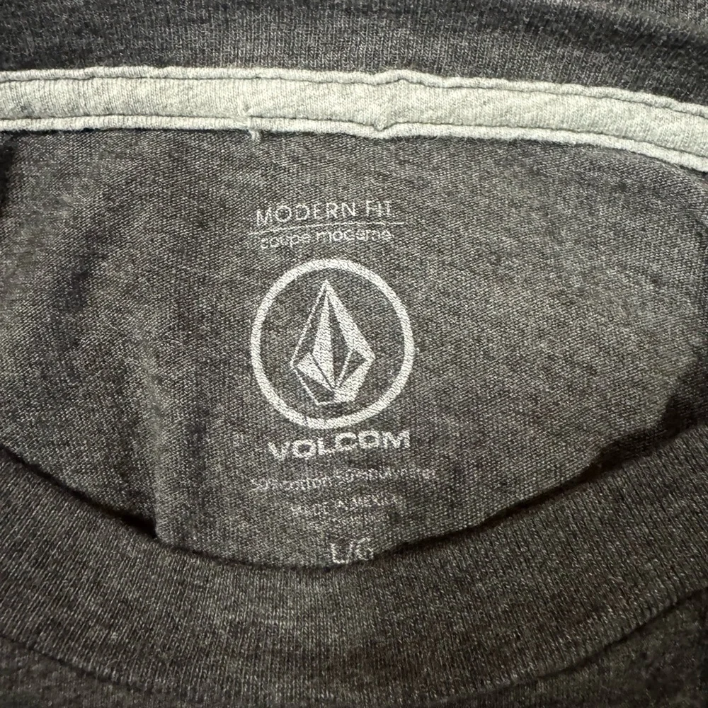 Volcom Big Youth Gray Colorful Stone Logo Short Sleeve Tee Size L